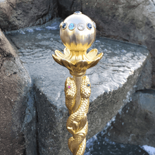 Load image into Gallery viewer, Golden Staff Of Legends